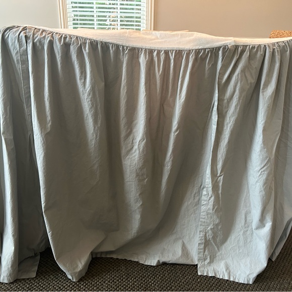 Dormify Gray Twin XL Bed Skirt for raised College Dorm Bed - Picture 2 of 6